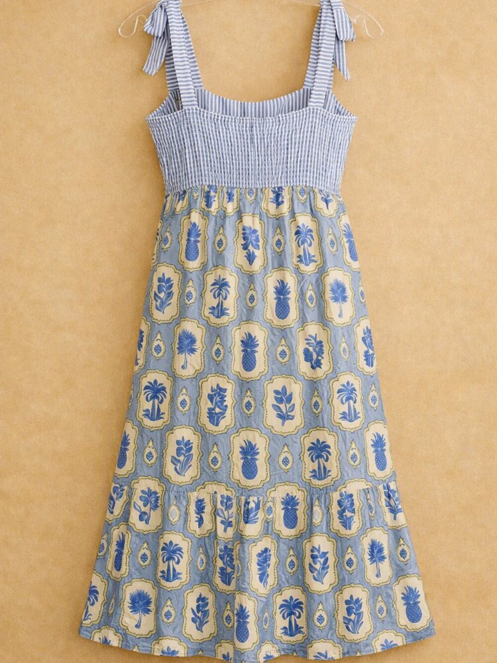 Oyster Alley Linen Baylor Dress - Picture 3 of 5